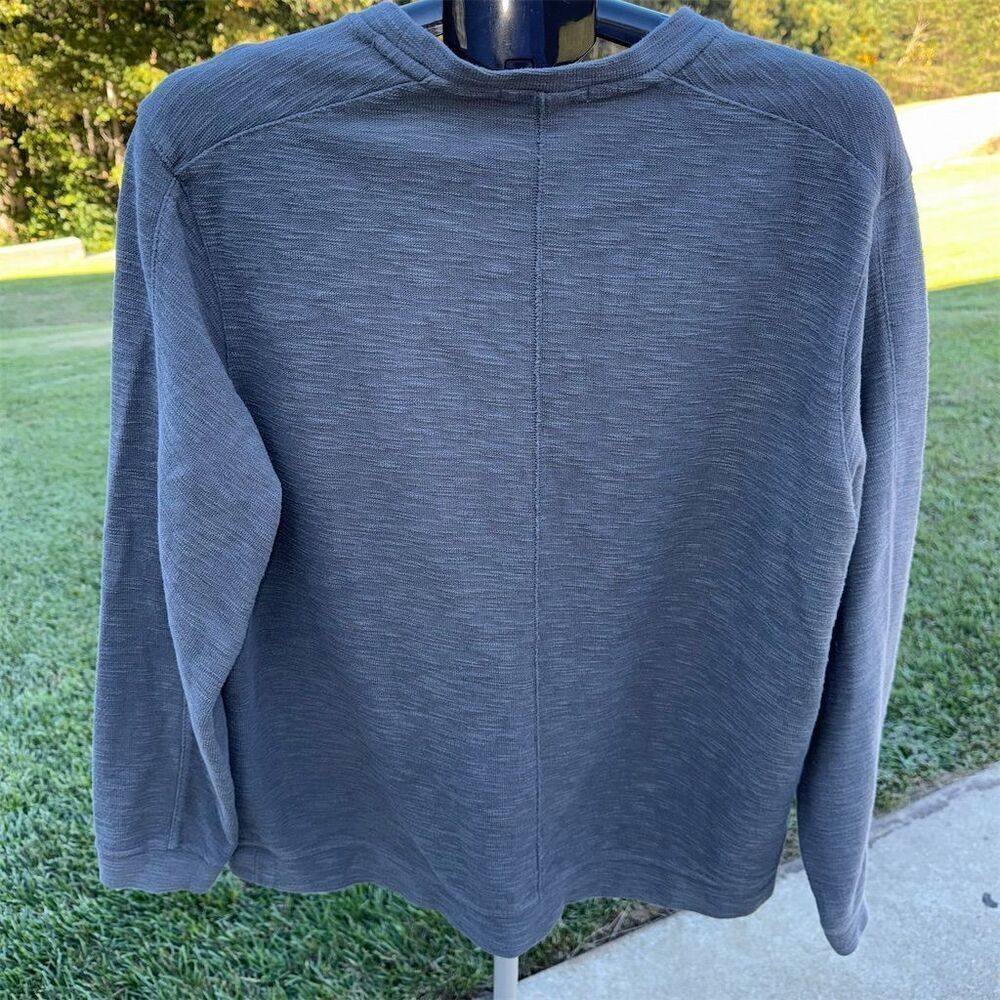Nike Men's Gray Long Sleeve T-Shirt Large - Picture 2 of 3